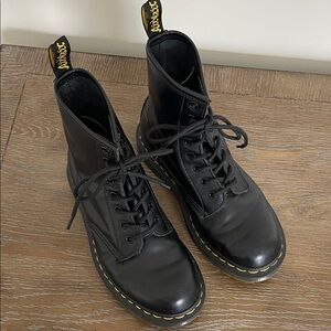 listing-status-banner